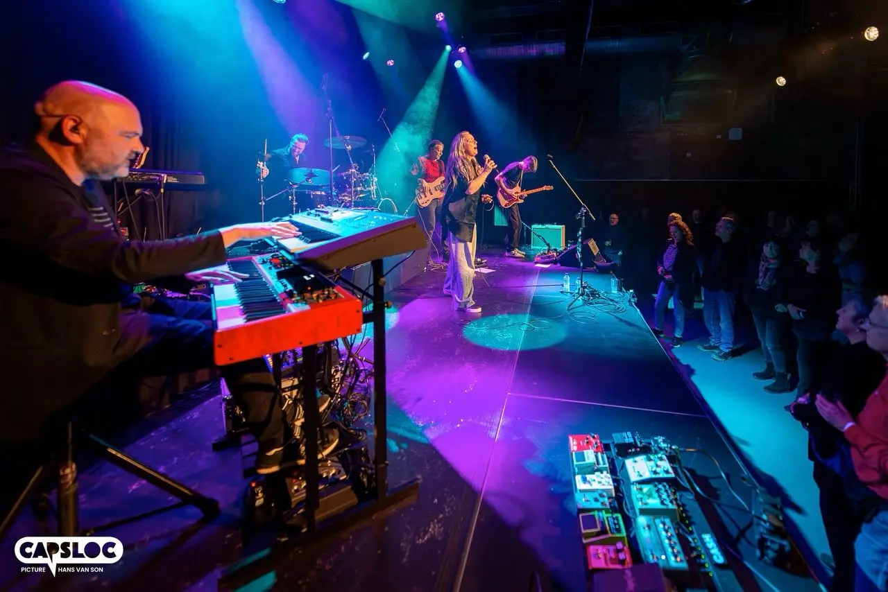 Jeroen van Alanis! - The Alanis Morissette Tribute Band