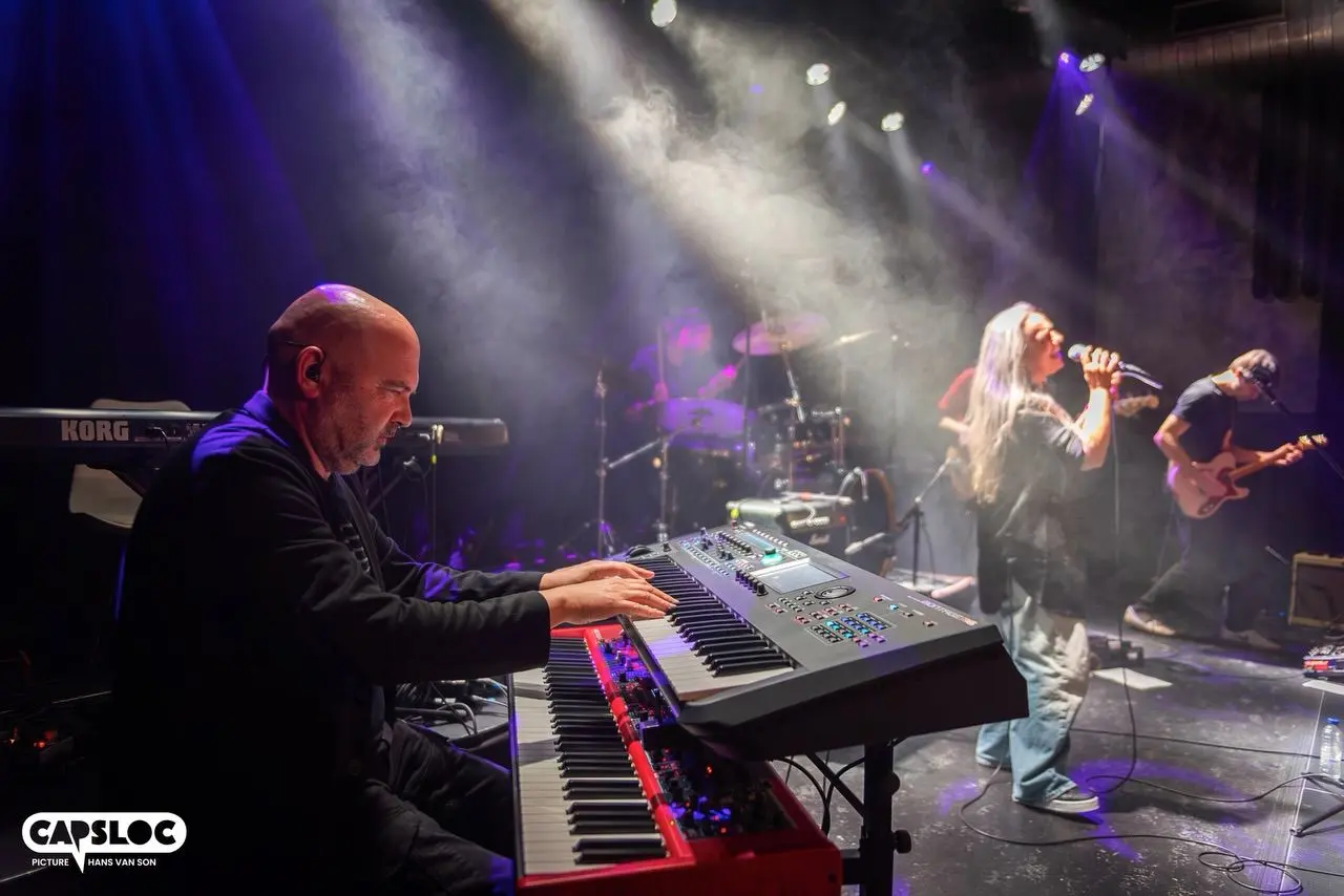 Jeroen van Alanis! - The Alanis Morissette Tribute Band