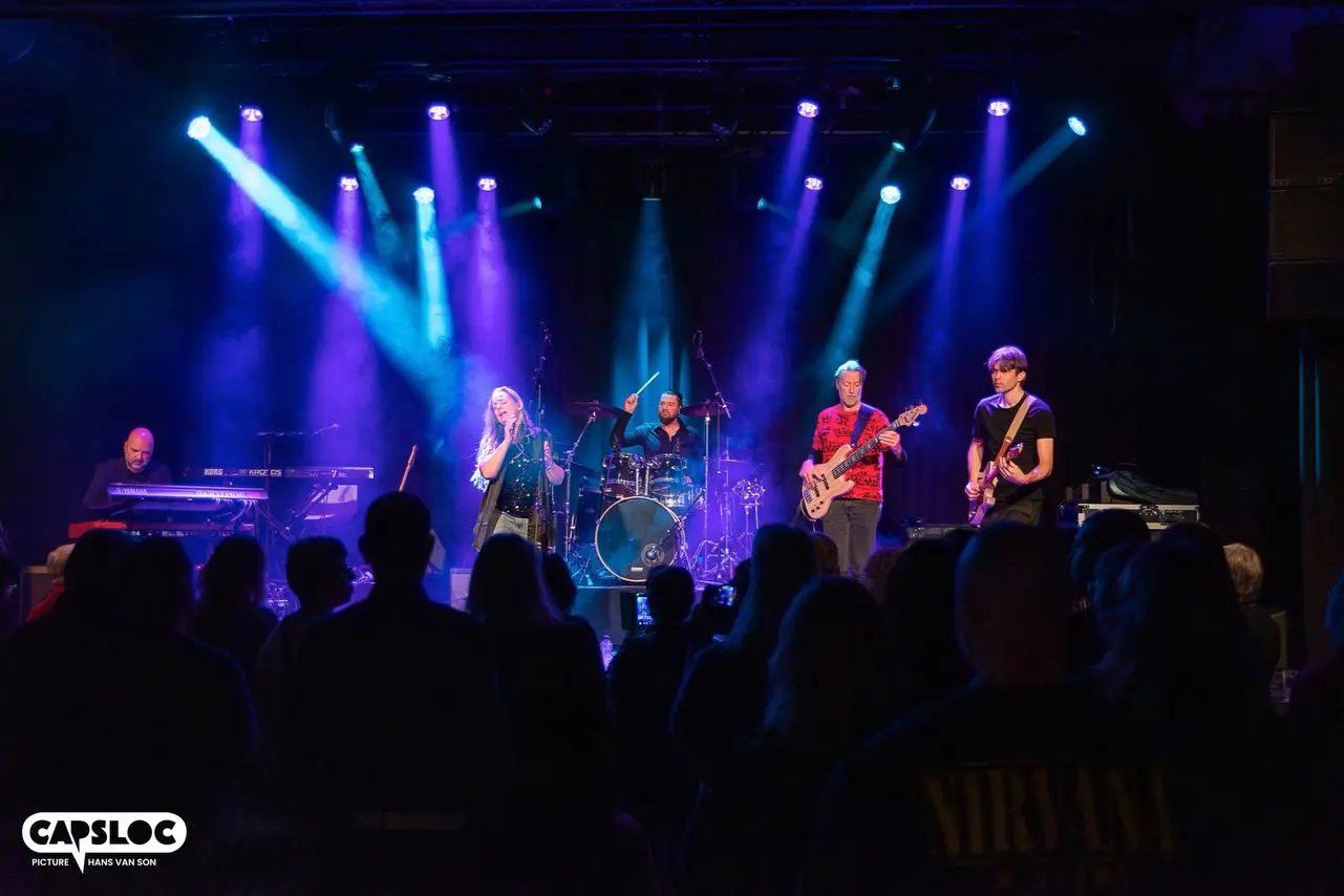 Alanis! - The Alanis Morissette Tribute Band live in CAPSLOC
