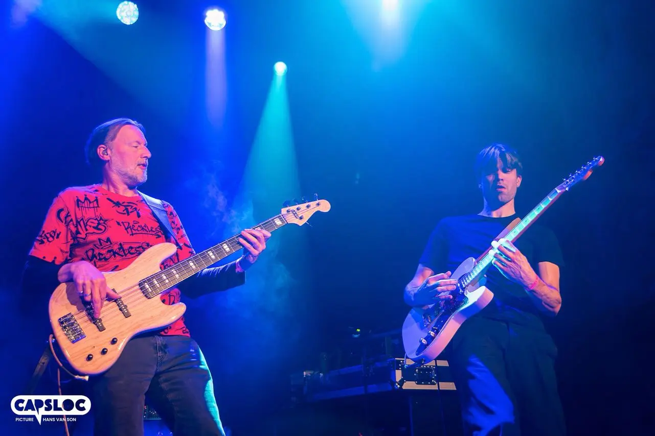 Alex en Barry van Alanis! - The Alanis Morissette Tribute Band