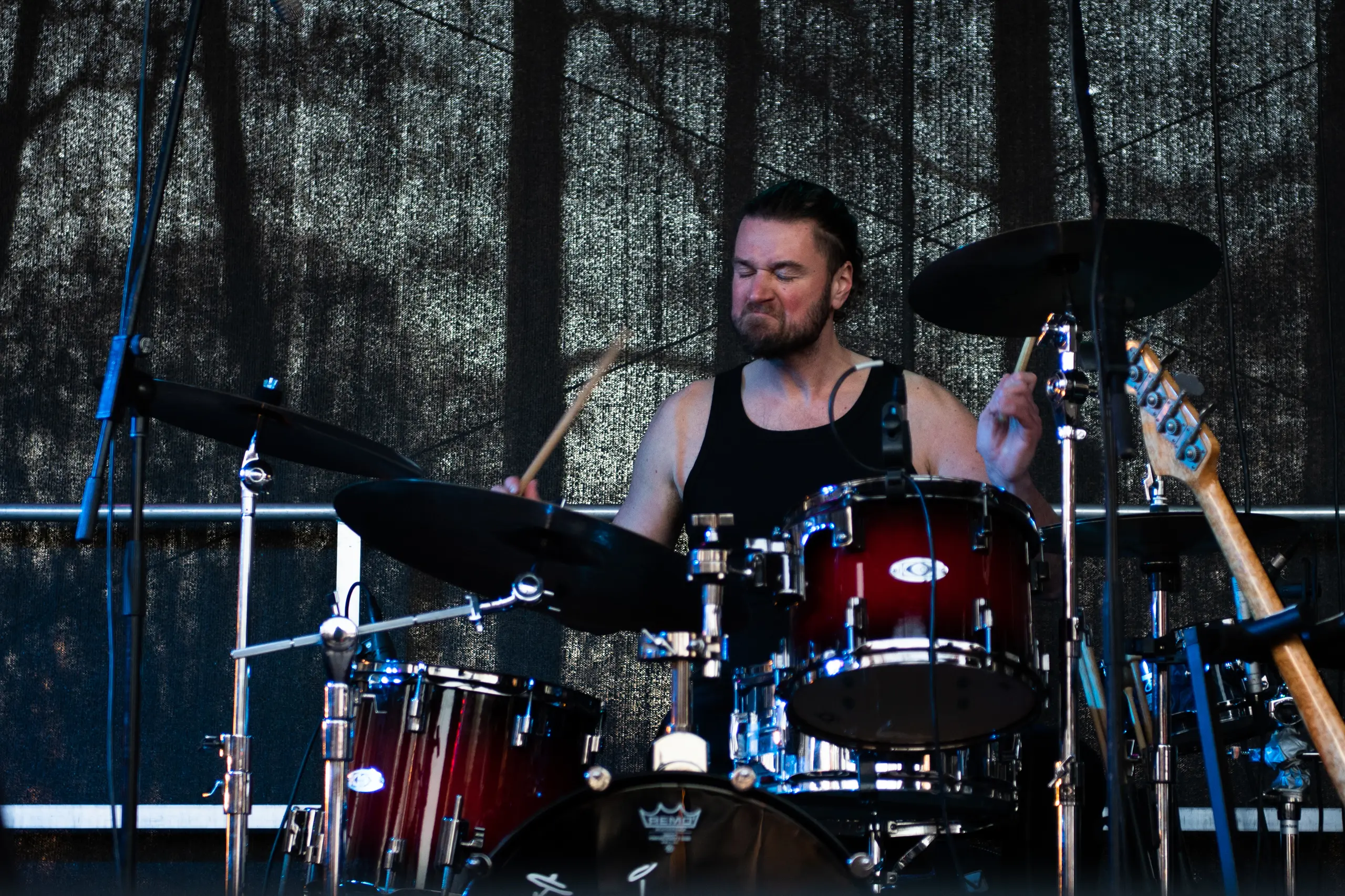 Drummer van Alanis! - The Alanis Morissette Tribute Band